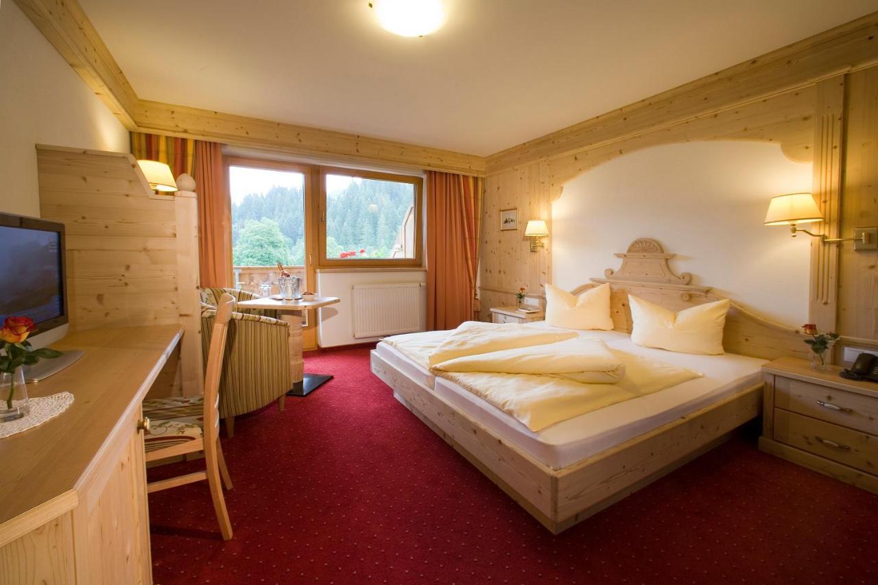 Alpenhotel Tirolerhof Gerlos Exterior photo