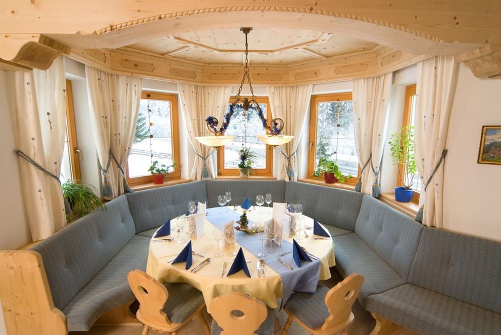 Alpenhotel Tirolerhof Gerlos Restaurant photo