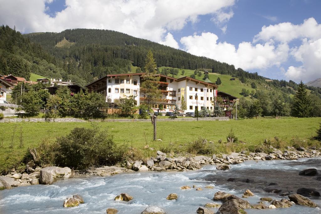 Alpenhotel Tirolerhof Gerlos Exterior photo